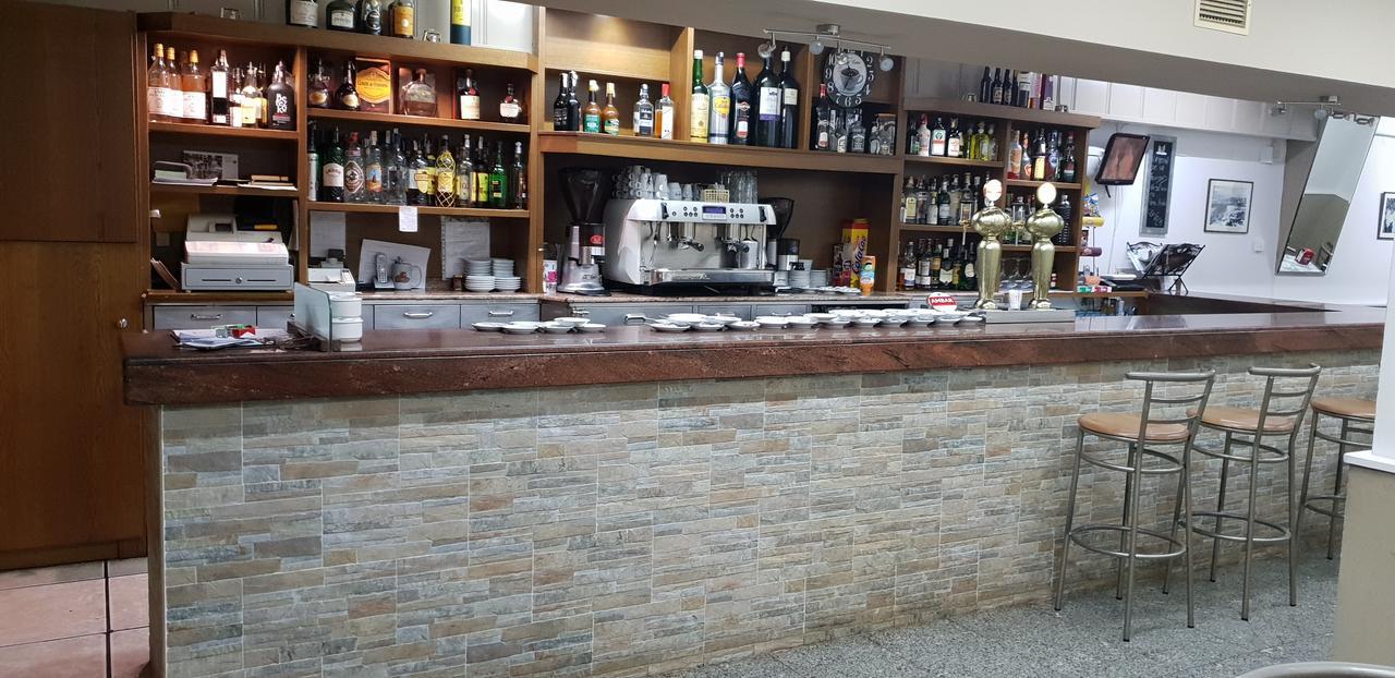Hostal El Busto Teruel Ngoại thất bức ảnh