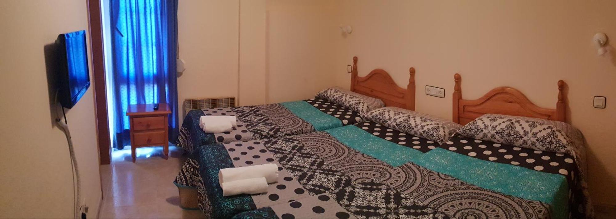 Hostal El Busto Teruel Ngoại thất bức ảnh