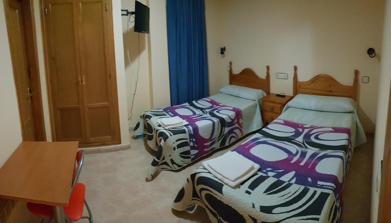 Hostal El Busto Teruel Ngoại thất bức ảnh