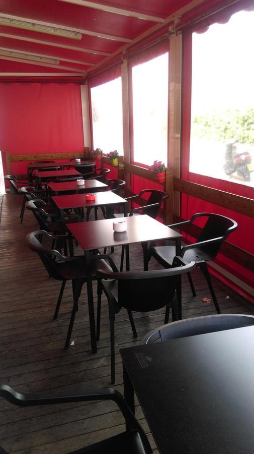 Hostal El Busto Teruel Ngoại thất bức ảnh